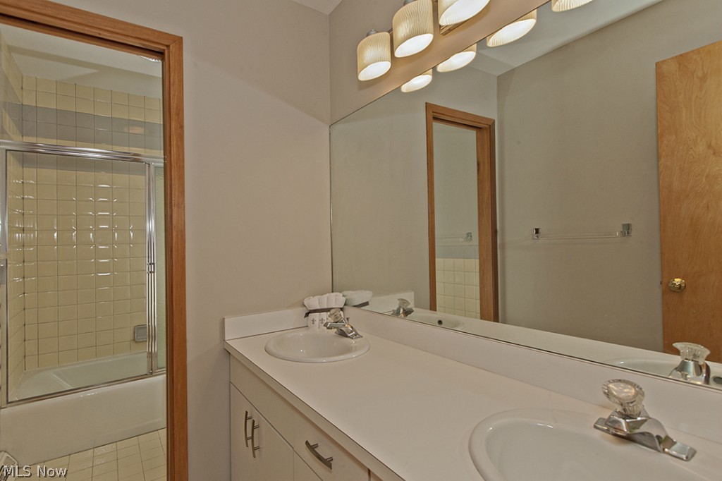 Hilltop Drive - Residential