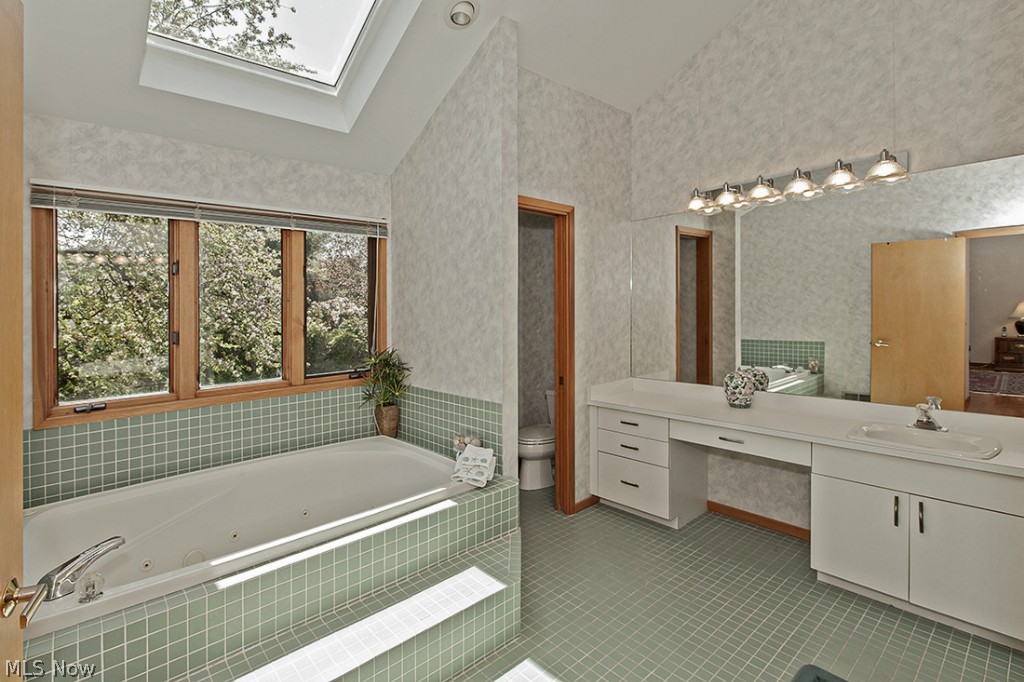 Hilltop Drive - Residential