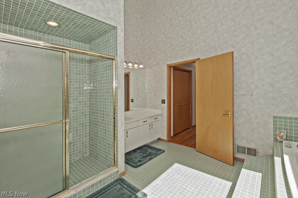 Hilltop Drive - Residential