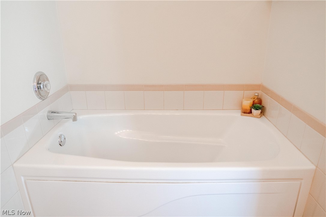 Marsh Landing Condo Ph 4b - Residential