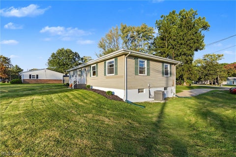 Tiny photo for 3904 Mctaggart Boulevard, Kent, OH 44240 (MLS # 5254915)