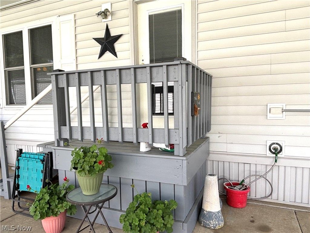 Photo of 1229 Columbiana Lisbon Road #116, Columbiana, OH 44408 (MLS # 5222067)