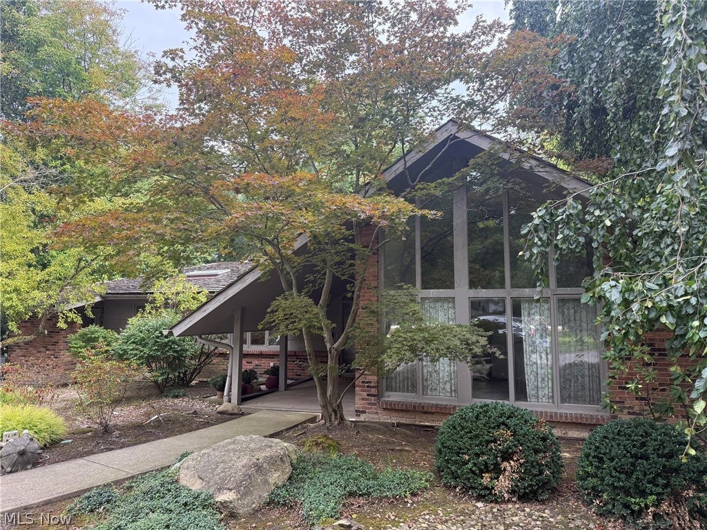 31850 Creekside Drive