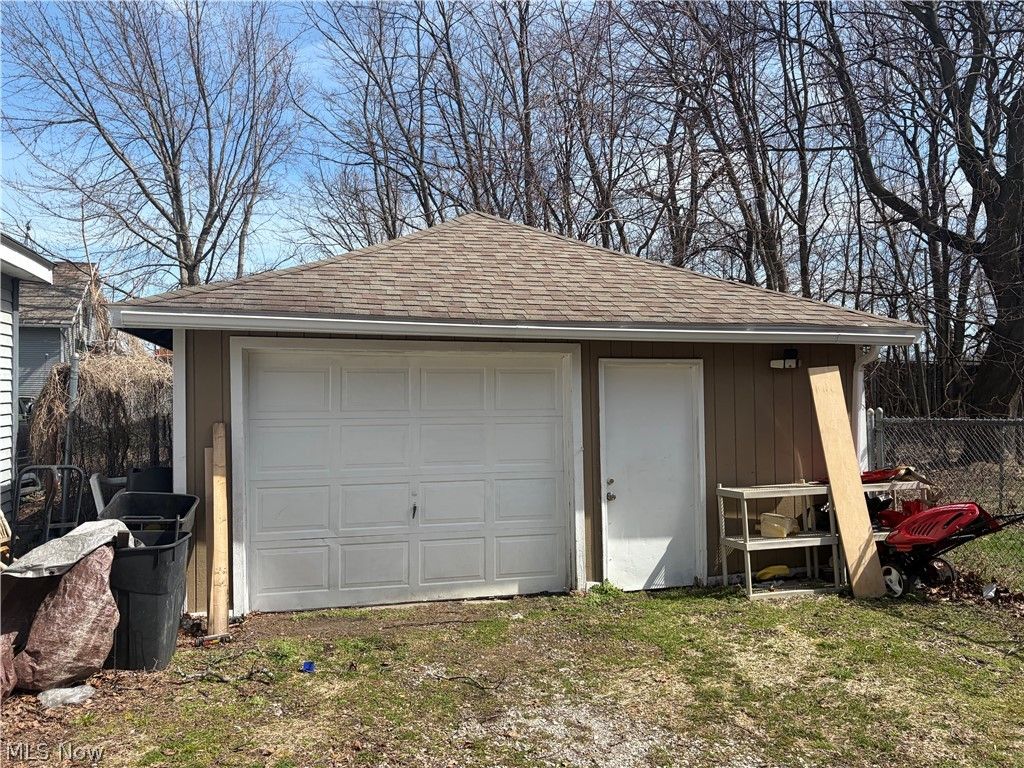 Photo of 345 W 43rd Street, Ashtabula, OH 44004 (MLS # 5202917)