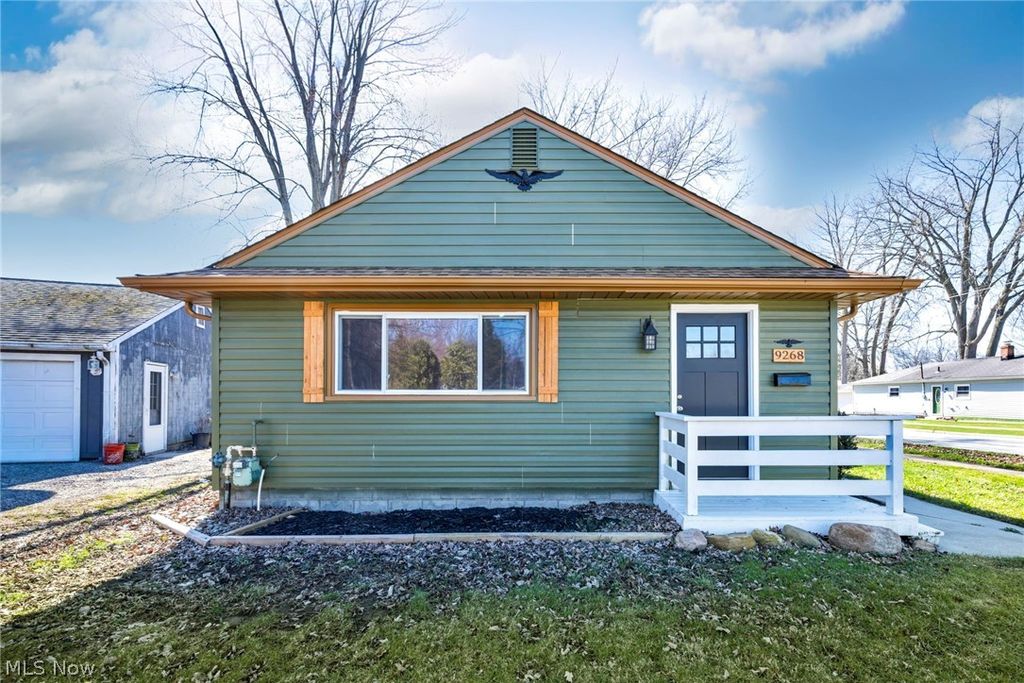 Photo of 9268 Jordan Drive, Mentor, OH 44060 (MLS # 5193233)