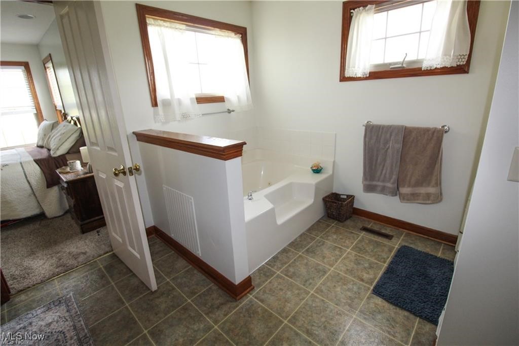 Knights Xing 01 - Residential