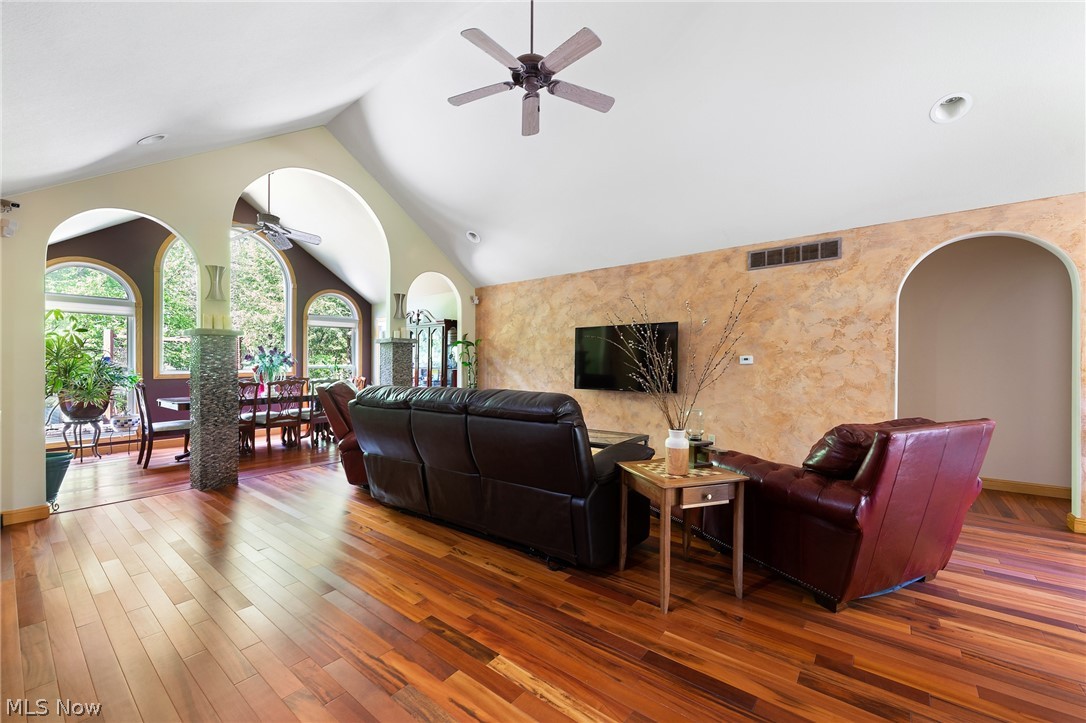 Quail Hollow 12 - Residential