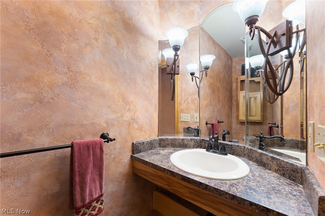 Quail Hollow 12 - Residential