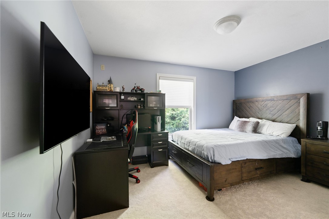 Quail Hollow 12 - Residential