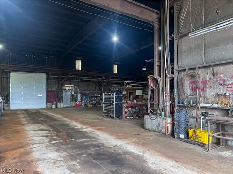 Tiny photo for 1617 Warren Avenue, Niles, OH 44446 (MLS # 5197335)