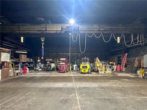 Tiny photo for 1617 Warren Avenue, Niles, OH 44446 (MLS # 5197335)