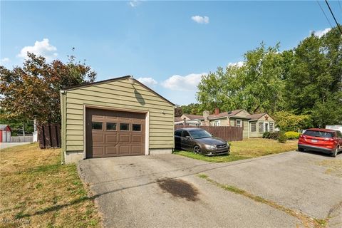 Tiny photo for 601 W North Avenue, East Palestine, OH 44413 (MLS # 5158721)