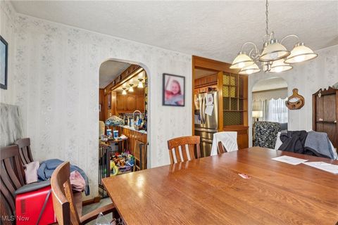 Tiny photo for 601 W North Avenue, East Palestine, OH 44413 (MLS # 5158721)