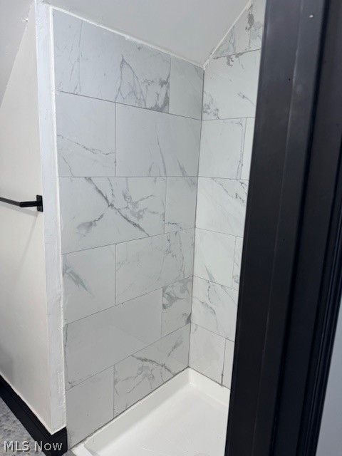 Tiny photo for 12001 Oakview Avenue #UP, Cleveland, OH 44108 (MLS # 5190349)