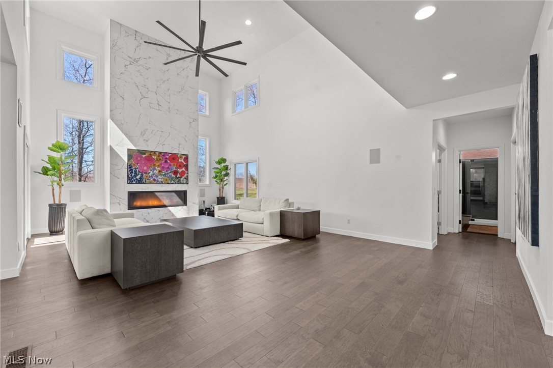 Lavion - Residential