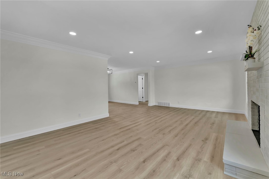 7562 Pleasant View Drive