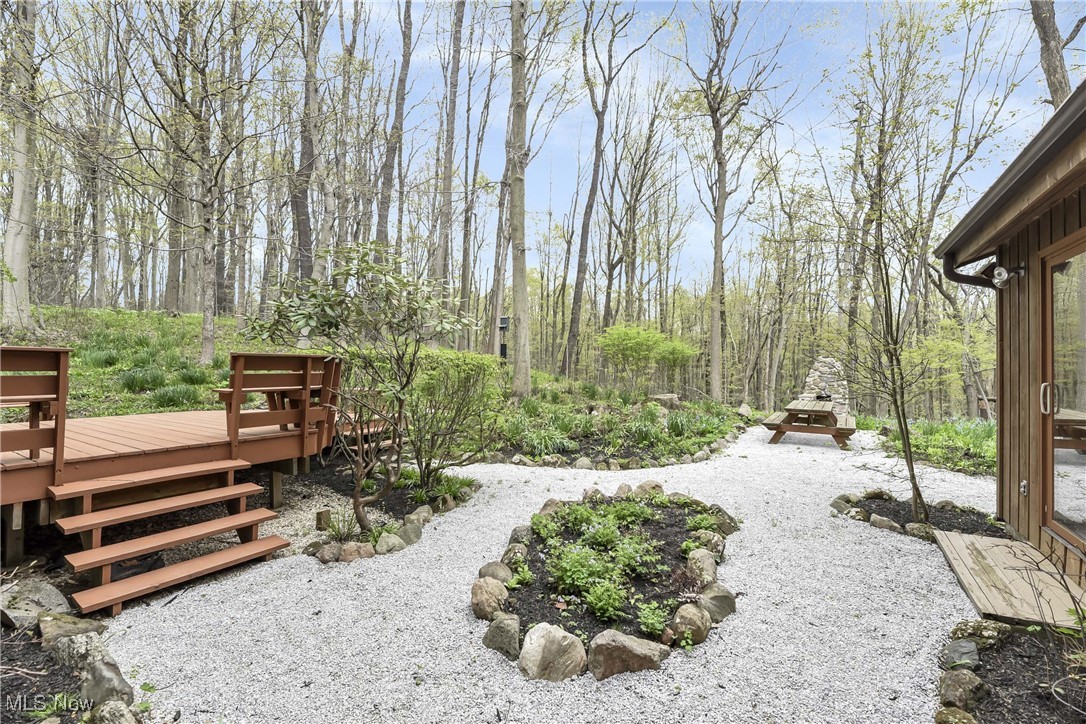 11855 Heath Road, Chesterland, Ohio image 40