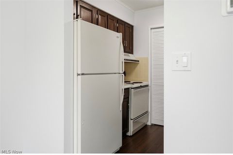 Tiny photo for 2549 Royal County Down #15A, Uniontown, OH 44685 (MLS # 5221341)