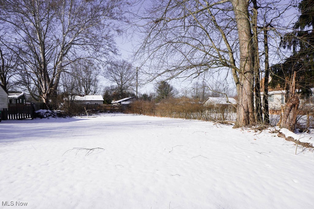 000 Meadowbrook Avenue, Alliance, Ohio image 4