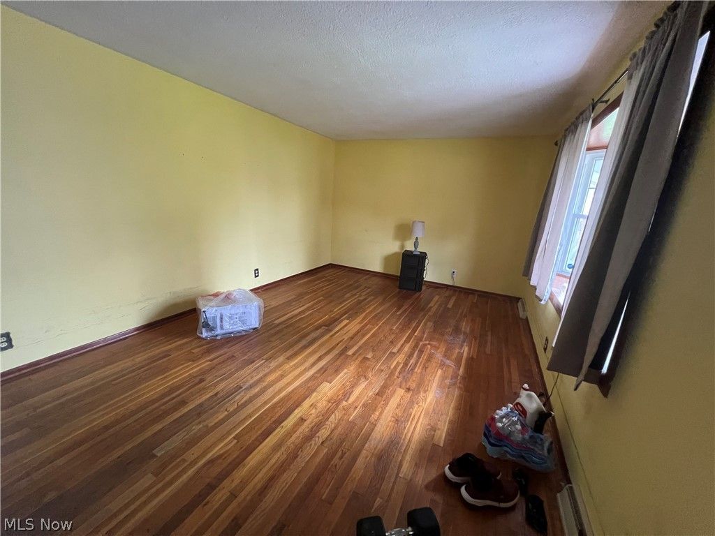 Photo of 2580 Swiss Avenue SW, Canton, OH 44706 (MLS # 5201652)