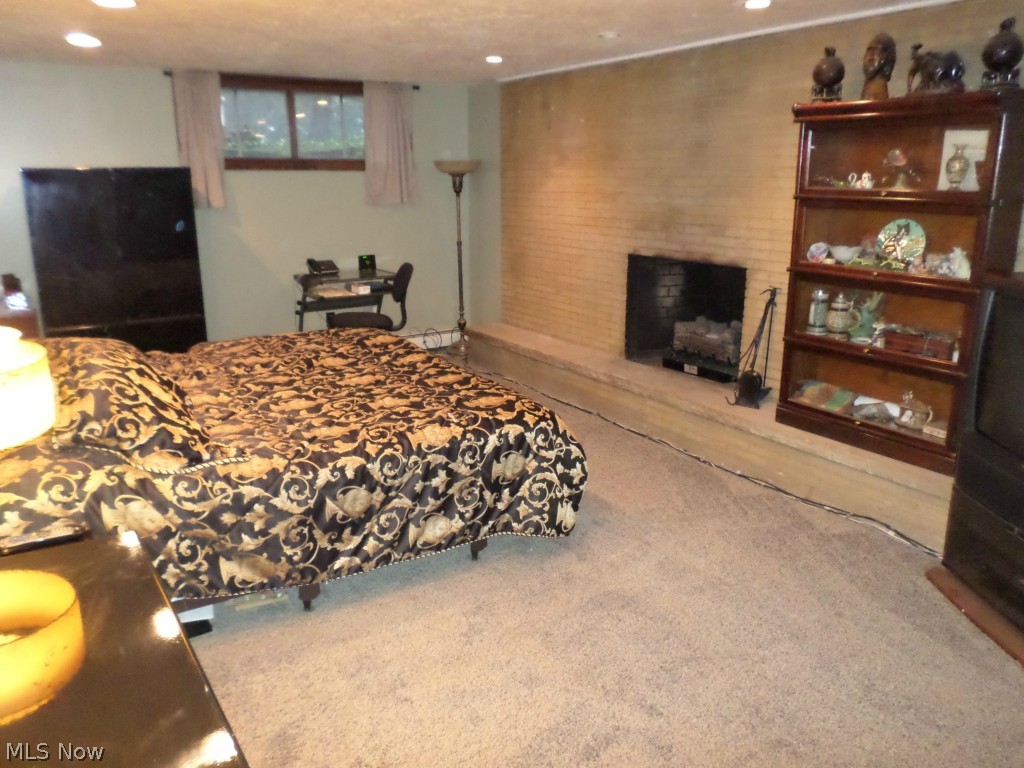 Munson 03 - Residential