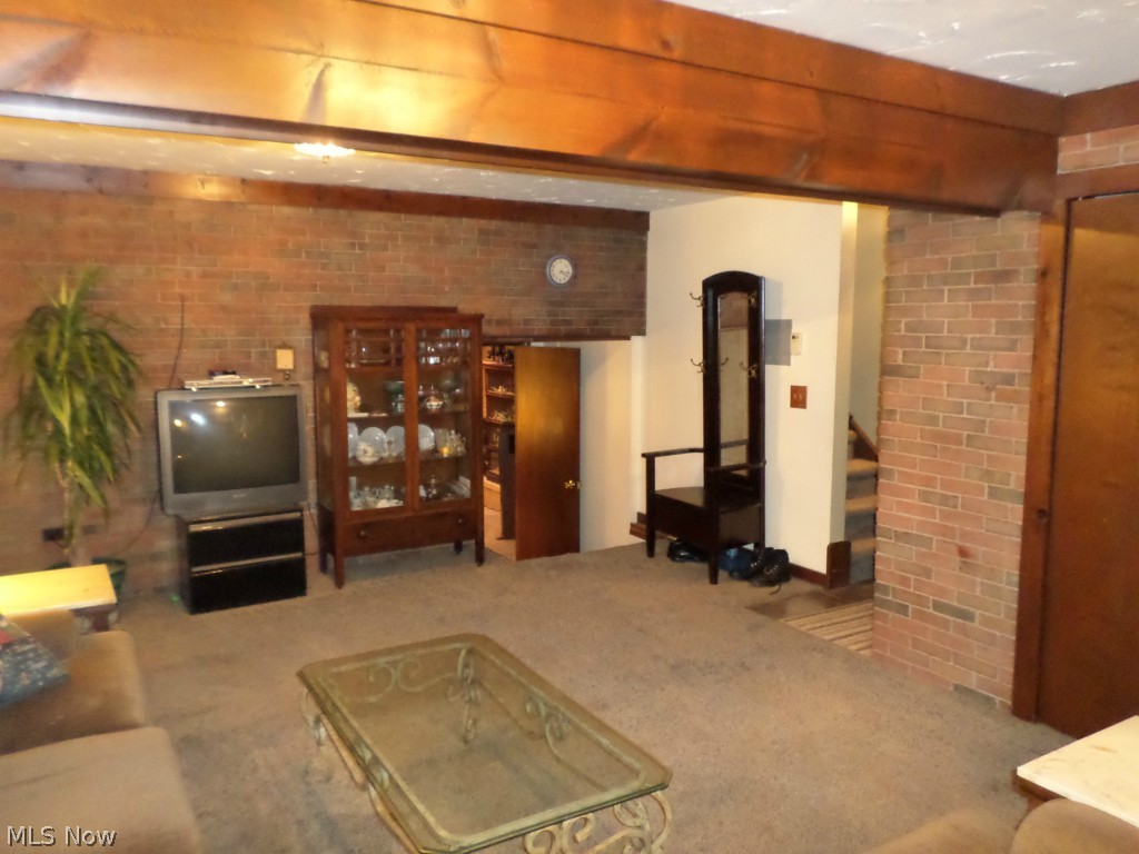 Munson 03 - Residential