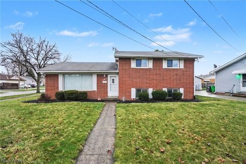 347 Beeler Drive Berea OH 44017