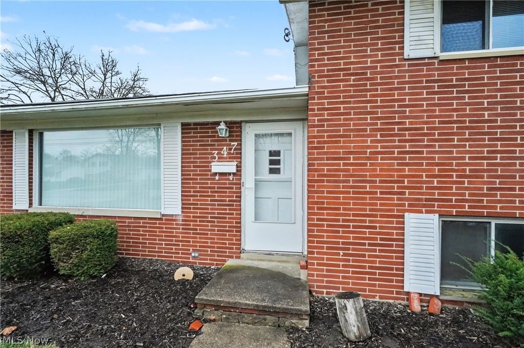 Photo of 347 Beeler Drive, Berea, OH 44017 (MLS # 5191765)