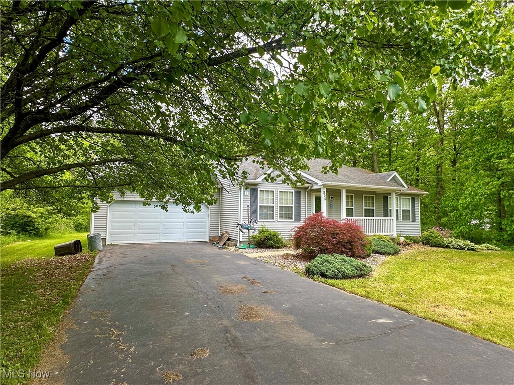 895 Mcarthur Drive, Girard, Ohio image 41