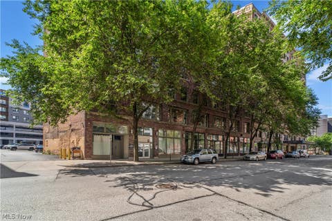Photo for 1104 Prospect Avenue E 204