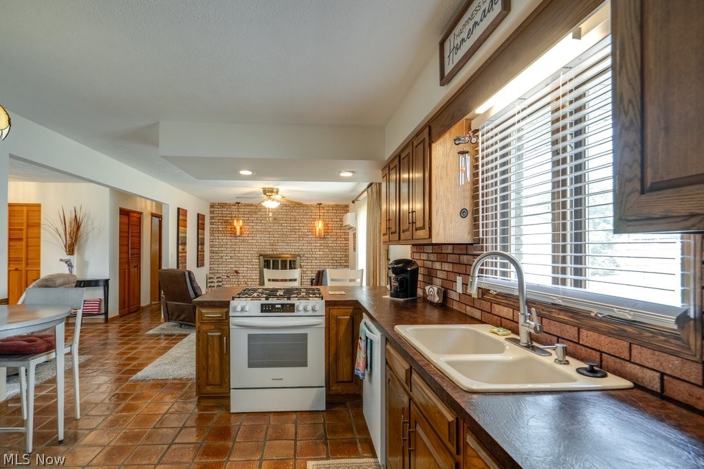Beverly Park - Residential