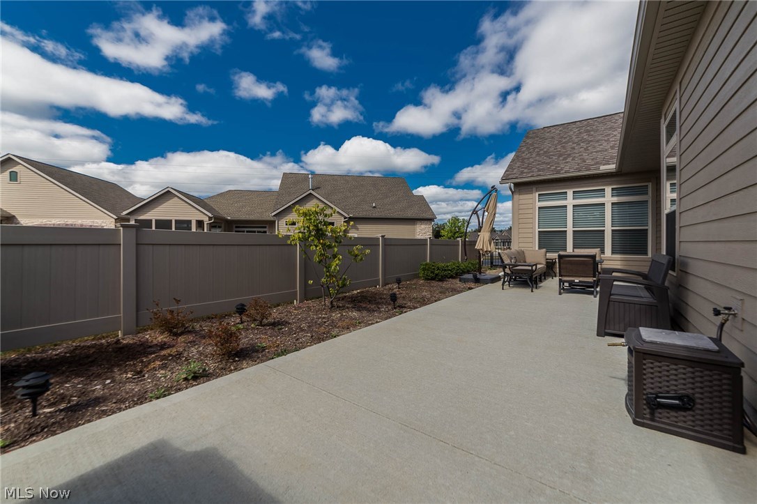 Quarry Lakes - Residential Lease