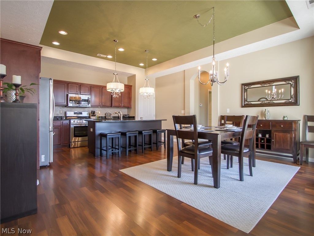 Quarry Lakes - Residential Lease