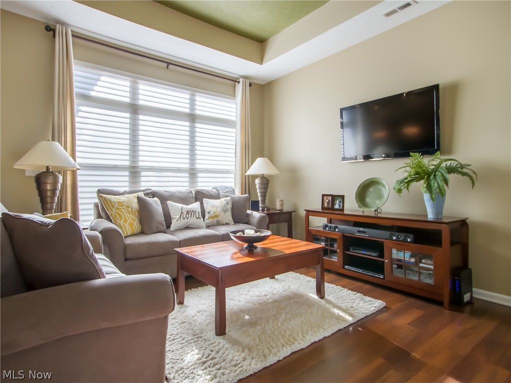 Quarry Lakes - Residential Lease