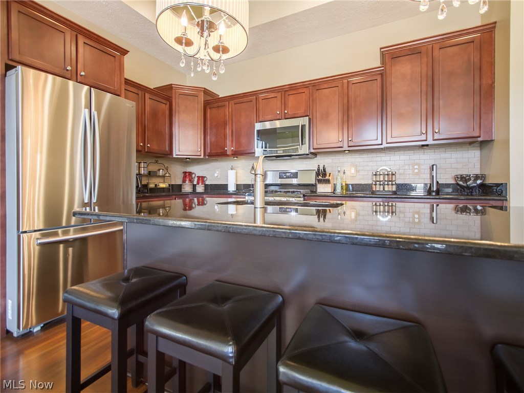 Quarry Lakes - Residential Lease