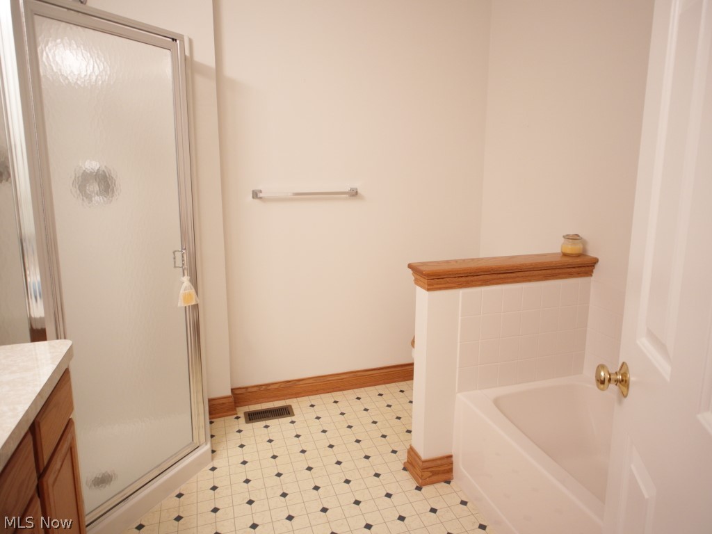 Villas At Macintosh Farms - Residential