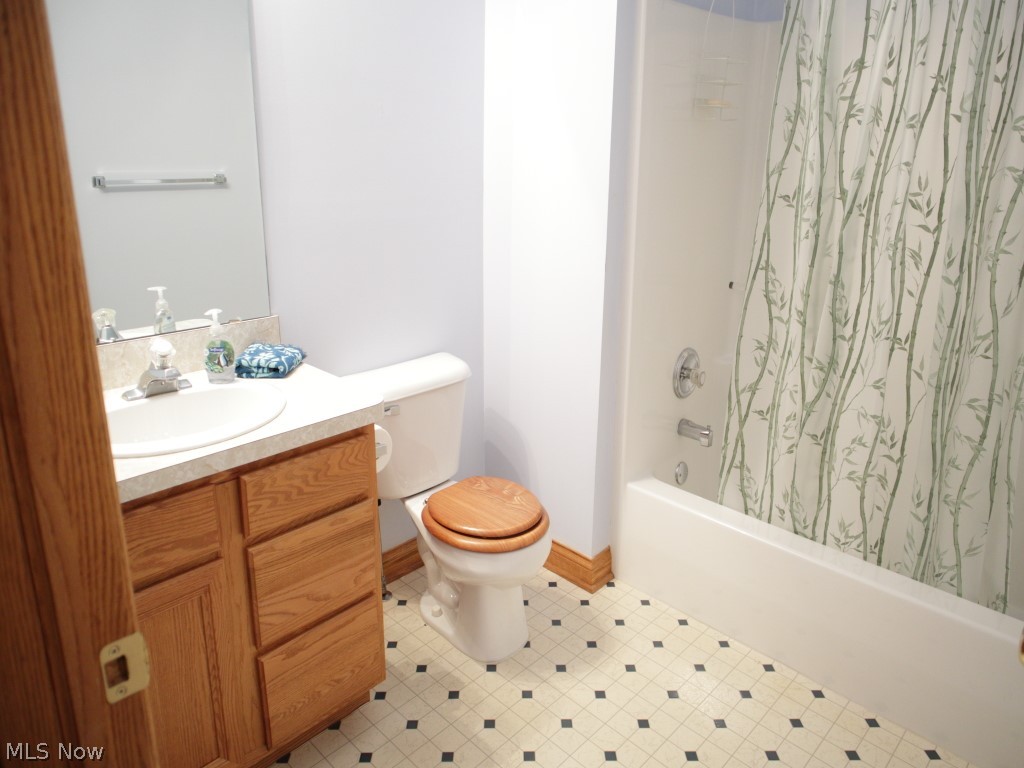 Villas At Macintosh Farms - Residential