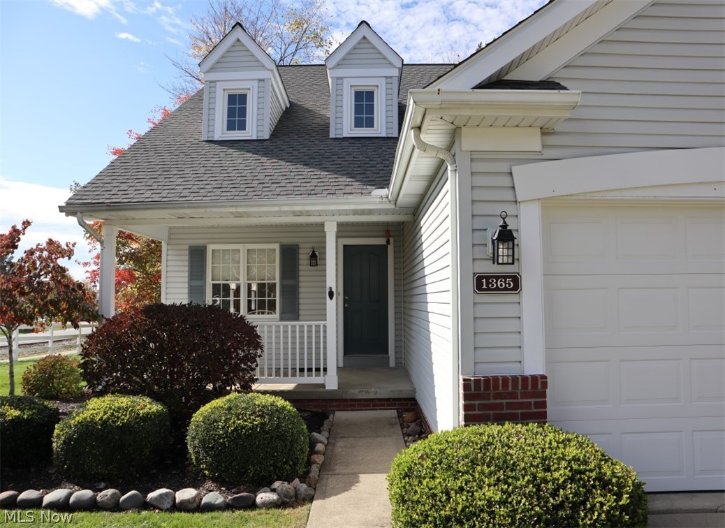 Villas At Macintosh Farms - Residential