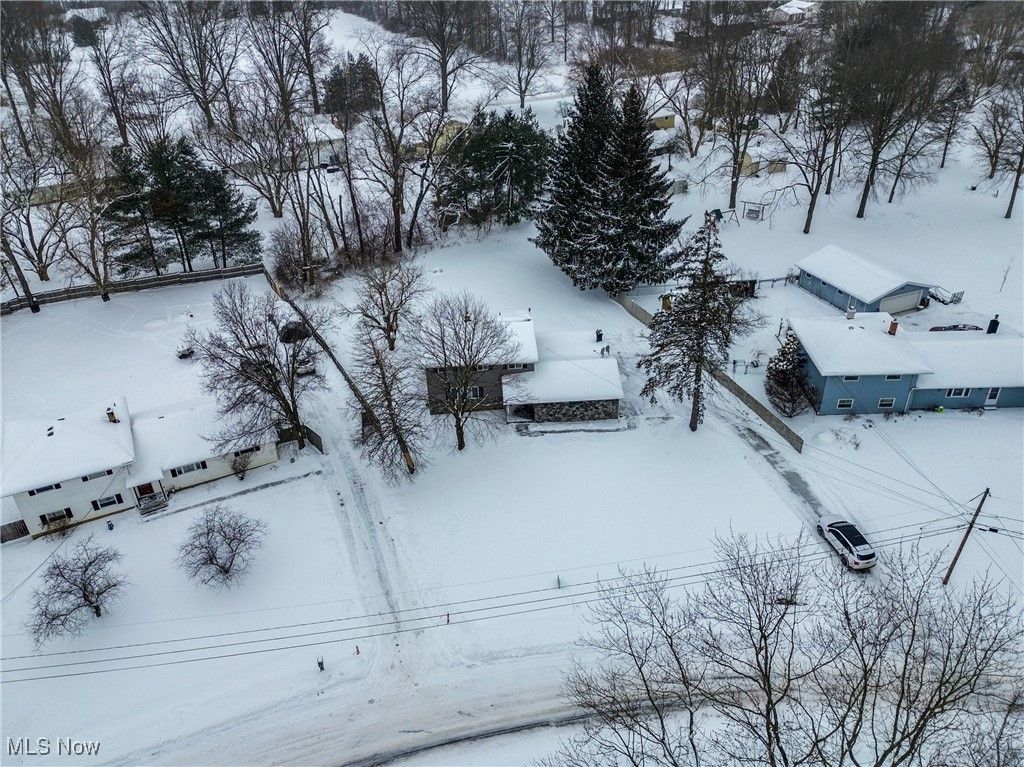 Photo of 8499 Sherri Avenue NW, Canal Fulton, OH 44614 (MLS # 5184026)