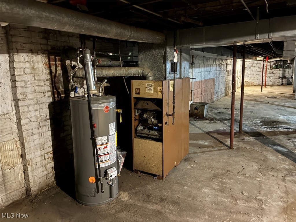 Kenmore Park - Commercial Lease