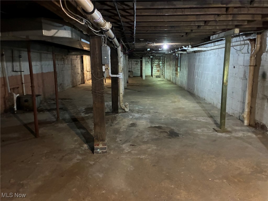 Kenmore Park - Commercial Lease