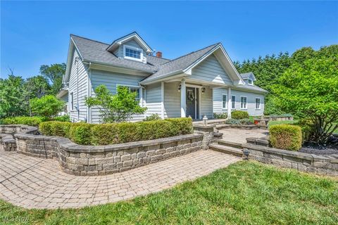 28835 Eddy Road, Willoughby Hills, OH 44092 - #: 5137974