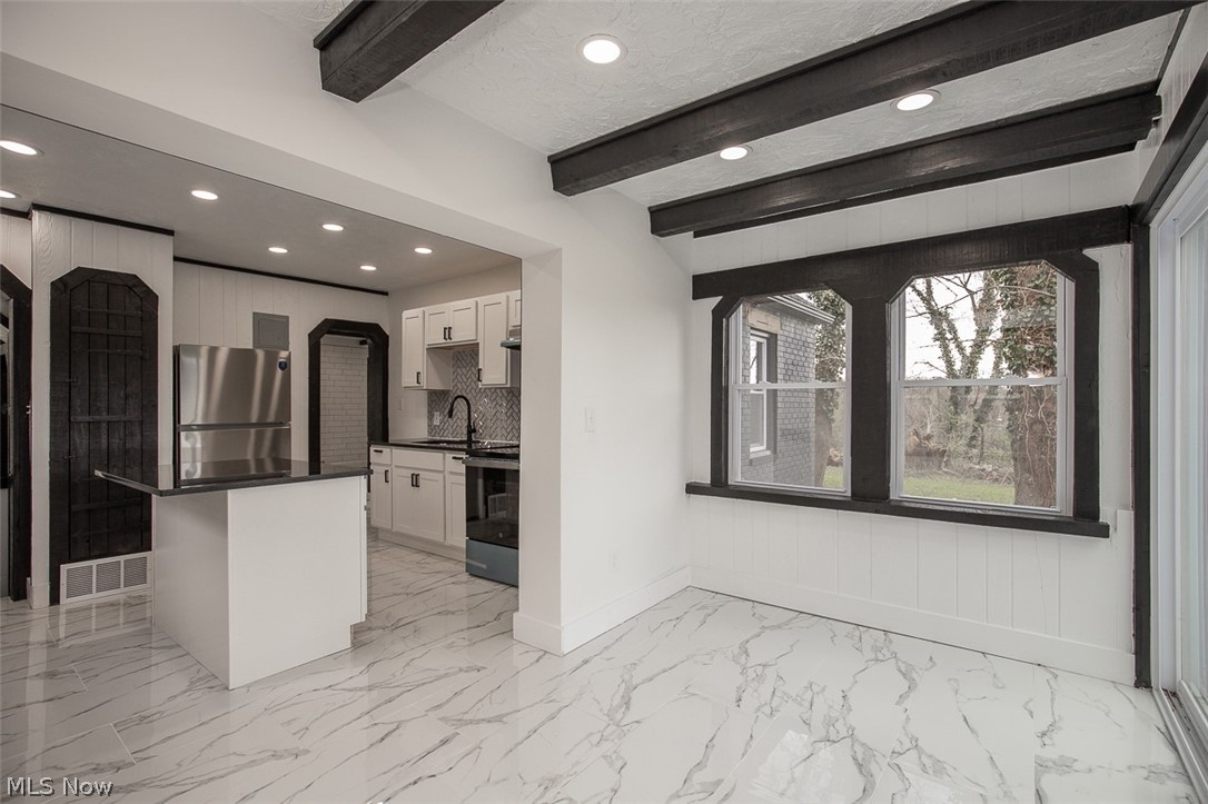 City/Bedford - Residential