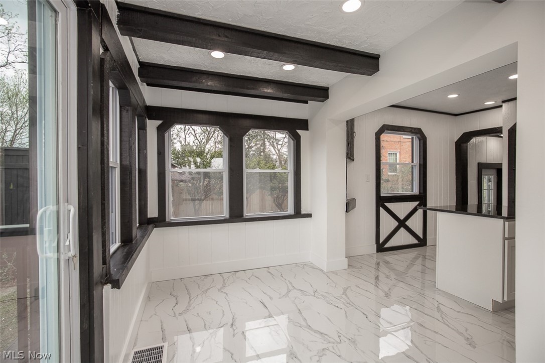 City/Bedford - Residential