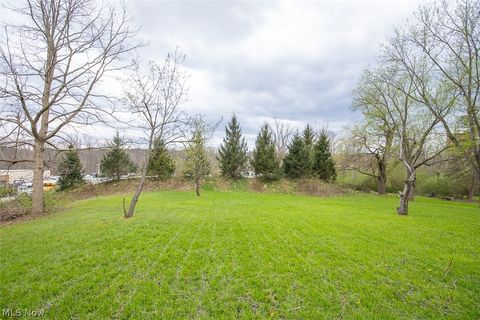 Tiny photo for 332 Solon Road, Bedford, OH 44146 (MLS # 5202934)