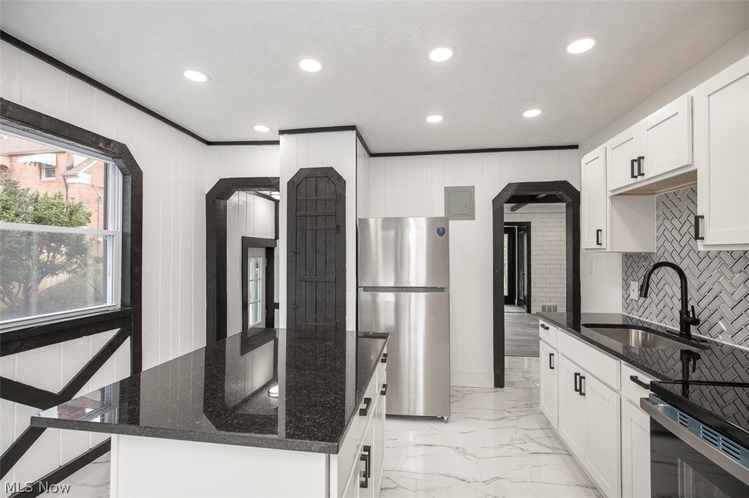 City/Bedford - Residential