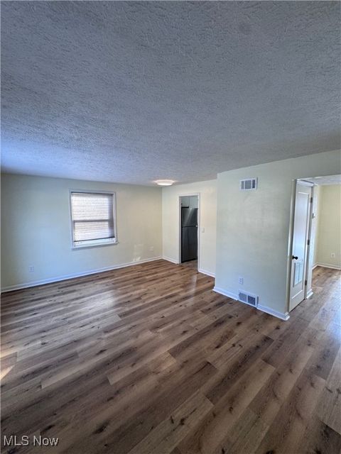 Tiny photo for 196 S Point Drive, Avon Lake, OH 44012 (MLS # 5177152)