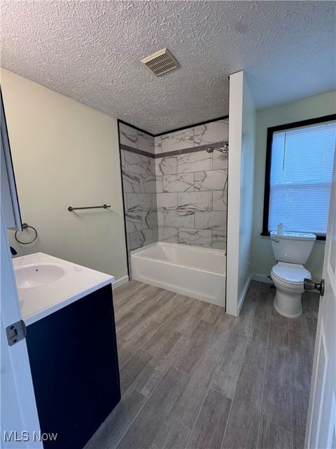 Tiny photo for 196 S Point Drive, Avon Lake, OH 44012 (MLS # 5177152)