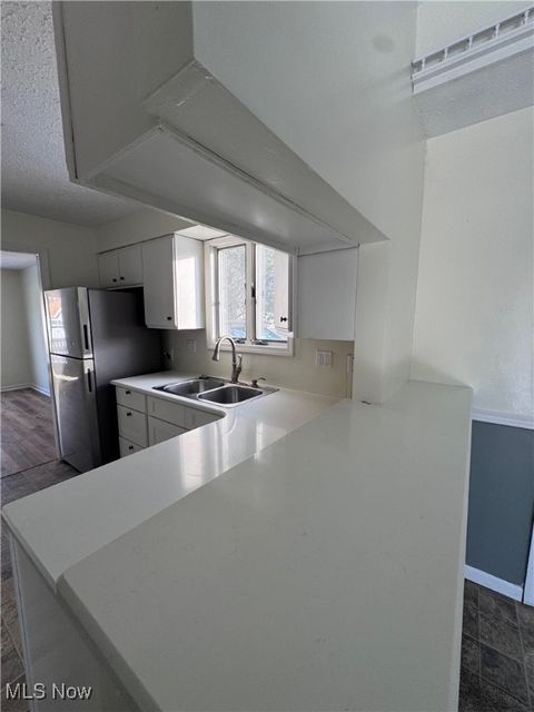 Tiny photo for 196 S Point Drive, Avon Lake, OH 44012 (MLS # 5177152)