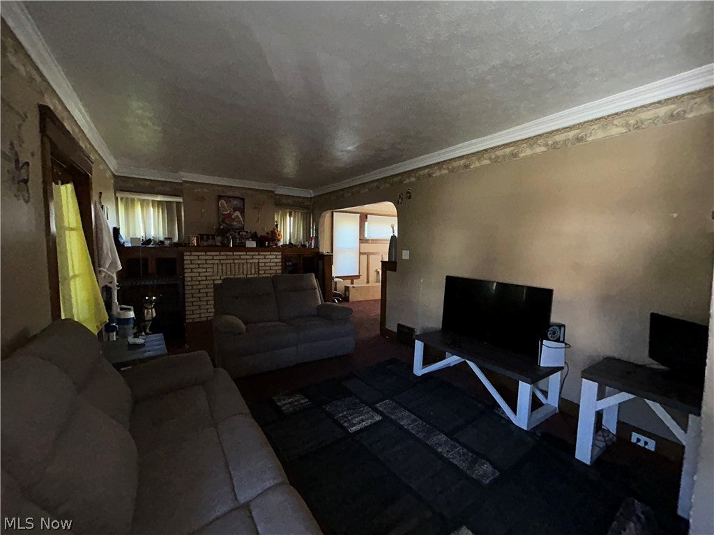 1251 E 143rd Street